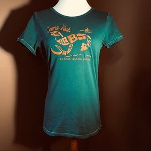 American Eagle green T-shirt, size extra small(xs)